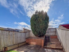 Property grounds - Marlie House - 3 Bedrooms East Kilbride (East Kilbride)
