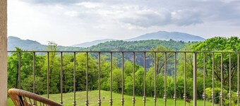 Panoramic house 360° | 150sqm | 5 min from Lake Maggiore | Street parking