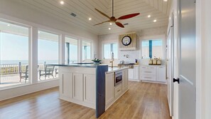 Fridge, microwave, oven, stovetop - Sea Time: 4  BR, 3  BA House in Crystal Beach, Sleeps 12 (Crystal Beach)