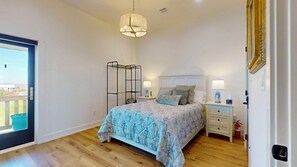 Room - Ocean View II: 3  BR, 2  BA House in Gilchrist, Sleeps 8 (Gilchrist)