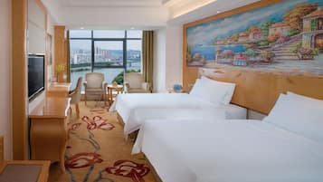 Quarto duplo panorâmico, vista para a montanha | Vista do quarto