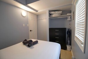 2 habitaciones, cuna de viaje, wifi y ropa de cama 