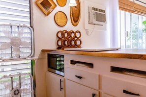 Condo, 1 Queen Bed (Kona Mansions#217) | Private kitchen - Kona Mansions#217 (Kailua-Kona)