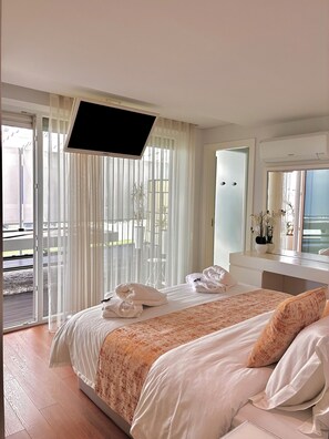 Room - Modern one bedroom fully equiped with stunning ocean view (Vila Nova de Gaia)