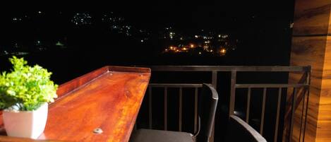 Suite | Outdoor dining