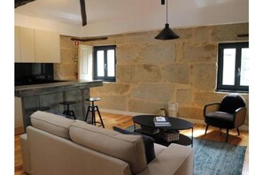Living area - Vrbo Property (Porto)