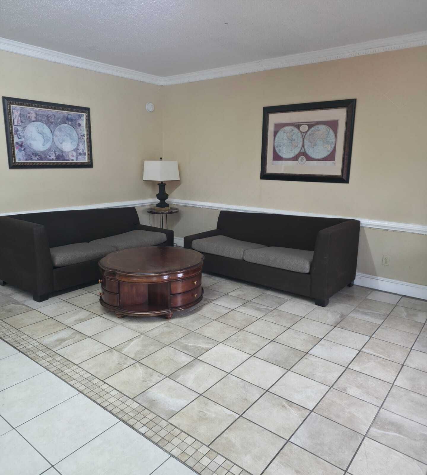 المنشأة من الداخل