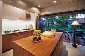 Dining - 3BR villa in tranquil Hoi An Vietnam, private pool, pick-up&breakfasts inclusive (Đà Nẵng)