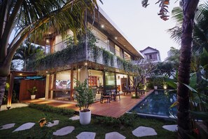 Exterior - 3BR villa in tranquil Hoi An Vietnam, private pool, pick-up&breakfasts inclusive (Đà Nẵng)