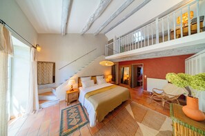 Room - Vrbo Property (Saint-Rémy-de-Provence)