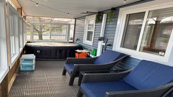 Bain à remous intérieur