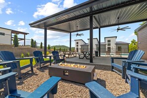 Terrace/patio - Stylish Poolside Retreat + Swim Dock Access- Driftwood Amber (Reeds Spring)