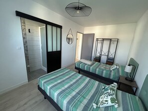 Room - Vrbo Property (Saint-Denis-d'Oléron)