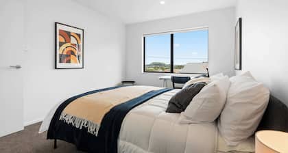3BDR Award Winning Home in peaceful cul de sac