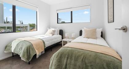 3BDR Award Winning Home in peaceful cul de sac