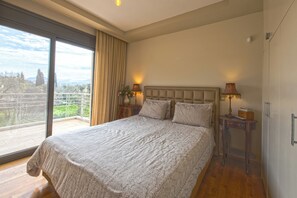4 chambres, fer et planche à repasser, Wi-Fi gratuit, draps fournis