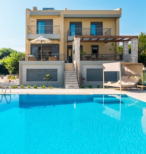 Outdoor pool - Azure Villa Kanoni (CORFU)