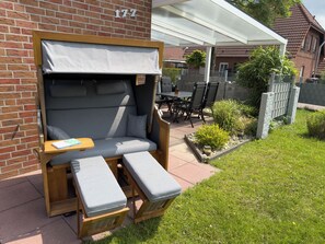 Outdoor dining - Vacation cottage Deichdeern (Hooksiel)