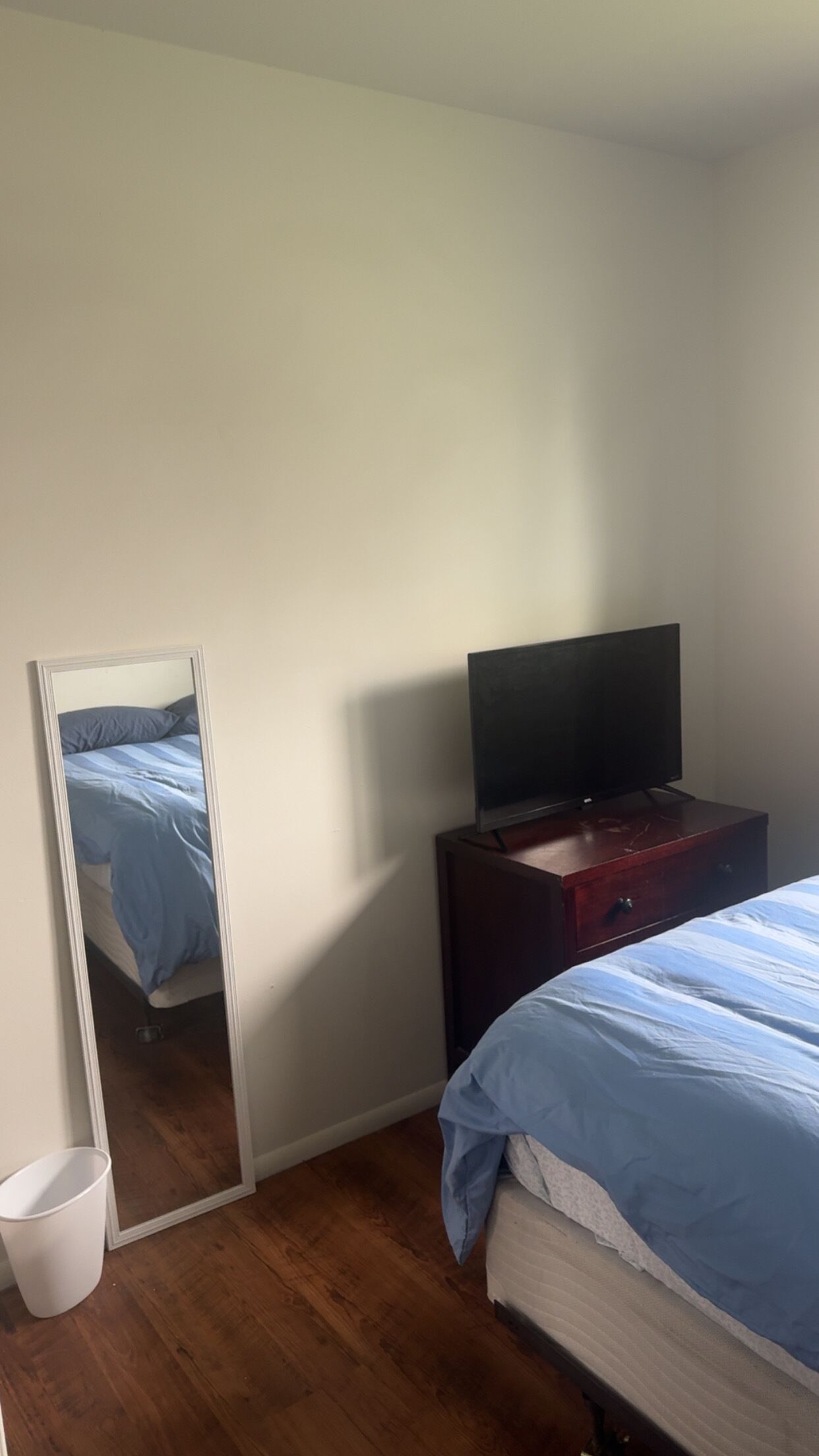 4 bedrooms, WiFi, bed sheets, wheelchair access