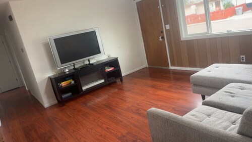 Spacious 4-bedroom house in marvelous Mountain Home with AC