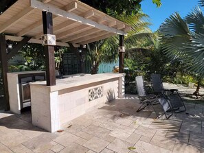 Terrace/patio - Tropical Carabas Villa in Grace Bay Beach (Grace Bay)