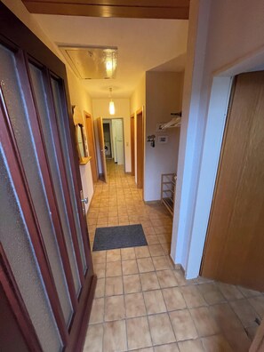 Interior - Cozy vacation bungalow near the beach - Haus Willi in Schillig offers relaxation, comfort and ideal conditions for families and dog owners. (Schillig)