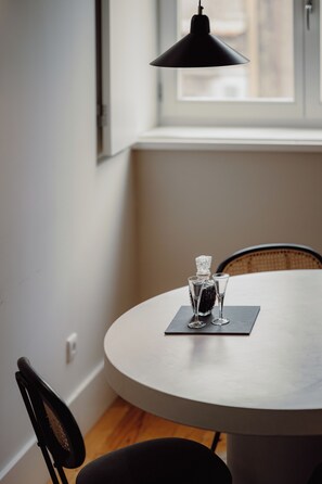 Dining - Vrbo Property (Porto)