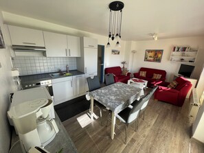 Interior - Cozy vacation apartment in a quiet location in Hooksiel - ideal for families and couples looking for relaxation by the North Sea. (Hooksiel)