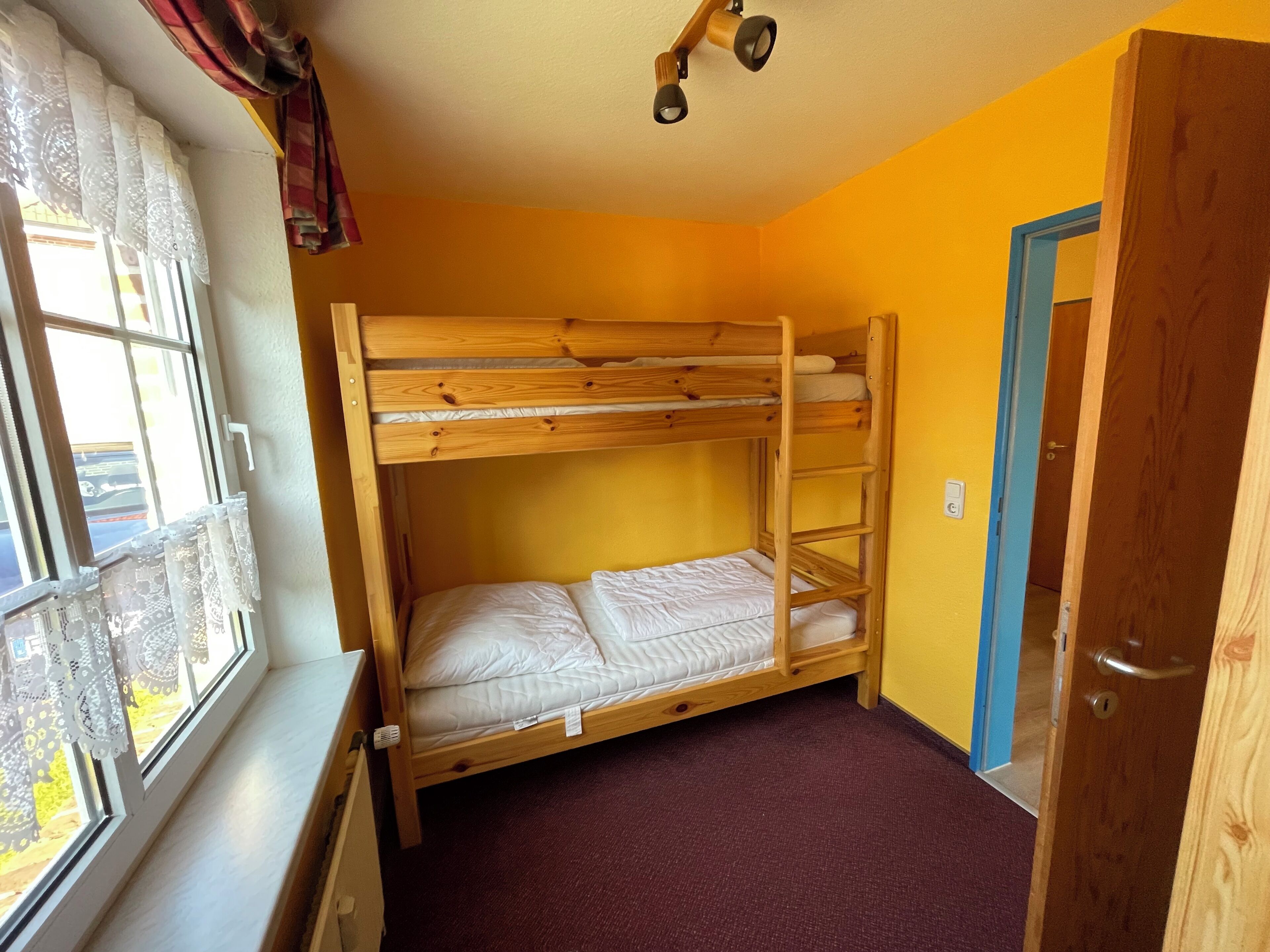 2 bedrooms, free WiFi