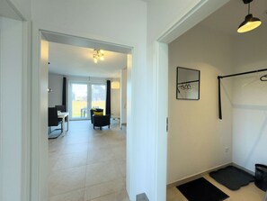 Interior - The Wangermeer Perle II is a modern semi-detached house on the Wangermeer and offers a cozy retreat for couples and families. (Wangerland)