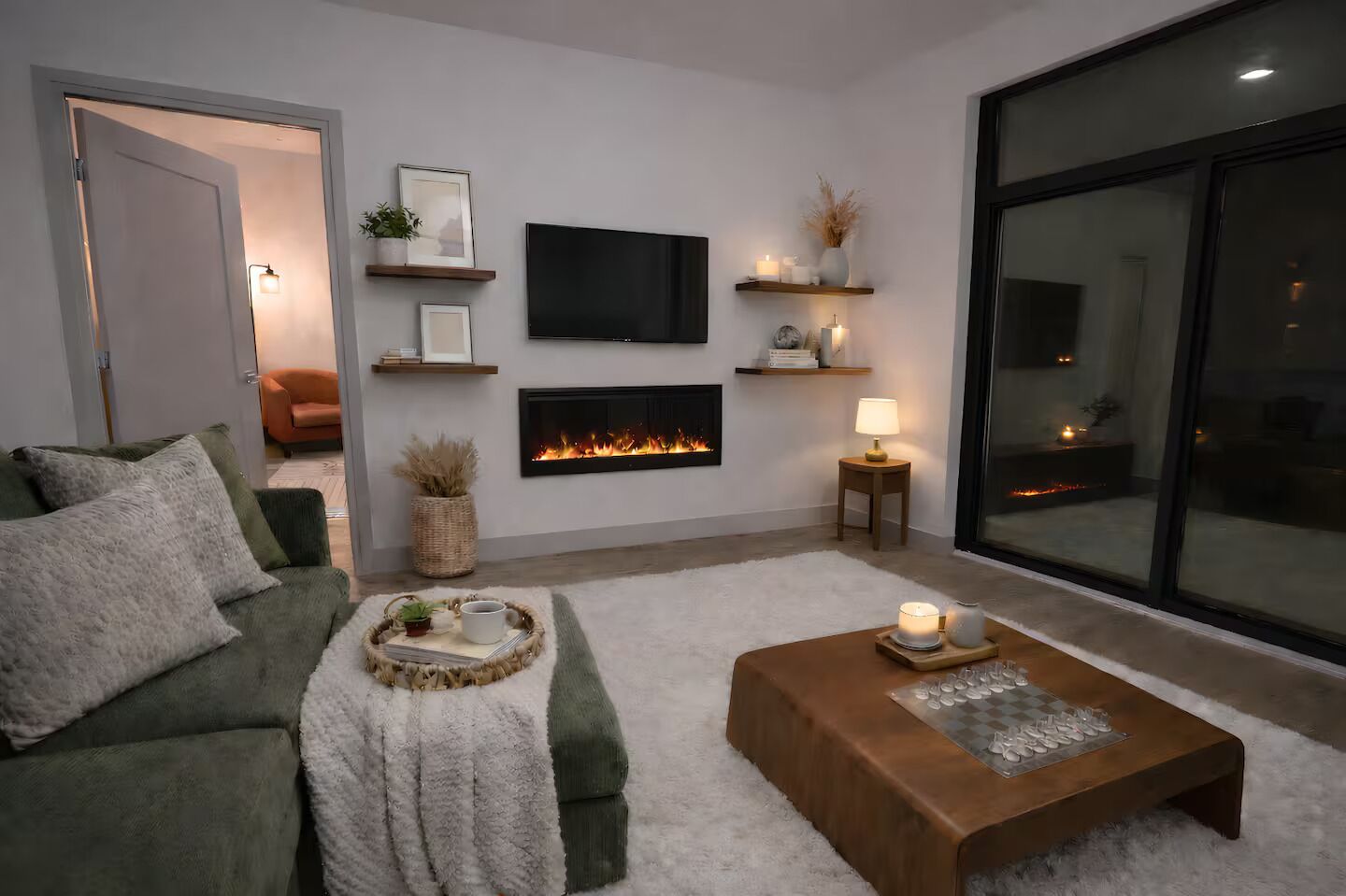 Televisión y chimenea 