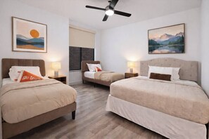 Room - Walk to FIFA World Cup at NRG, Near Medical Center, Free Parking, Pool View (Houston)