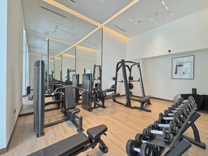 Fitness facility - The Remote Worker's 1BR — Office, PS5, Dubai Creek (Dubai)