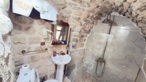 Phòng 4 Deluxe | Phòng tắm