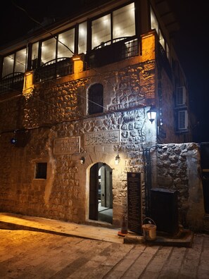 Chi tiết ngoại thất