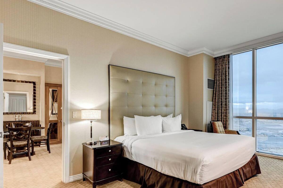 Combo Suite (2 adjoining rooms with 4 beds) | Laptop workspace, iron/ironing board, bed sheets
