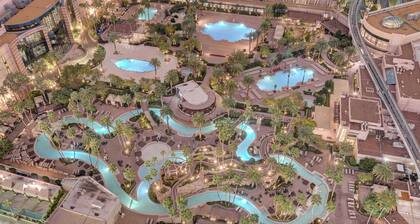 Las Vegas Condo Rentals at MGM Signature