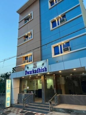 Exterior detail - Hotel Dwarkadheesh (Haridwar)
