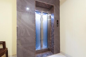 Interior - Hotel Dwarkadheesh (Haridwar)