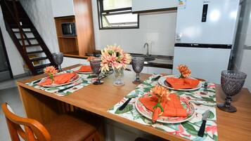 Chalet | Dining