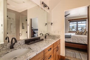 Hair dryer, towels - Newly Listed Home Near the Town Center with 2 Fireplaces and Garage Space (Big Sky)