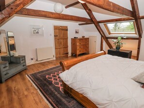 6 habitaciones, decoración personalizada y muebles diferentes 