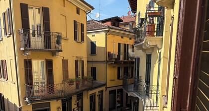In the historical center of Bellagio, large cozy and bright apartment