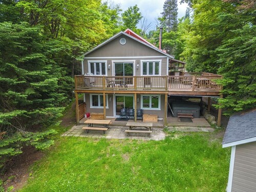 Rustic & Charming Mont Blanc Chalet+ Private Spa