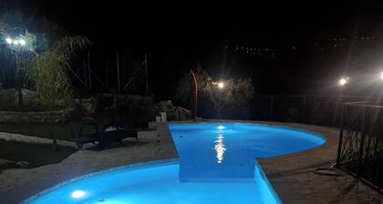 Villa Luisana avec piscine privée et terrasse offrant une vue panoramique