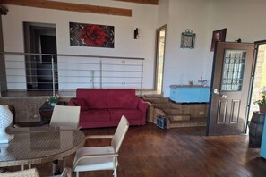 Interior - Villa Luisana with Private Pool and Terrace with Mountain View (Sonnino)