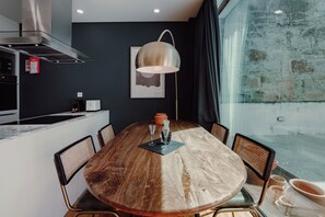 Dining - Vrbo Property (Porto)