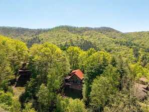 Exterior - Cozy Murphy Cabin w/ Mountain Views (Murphy)