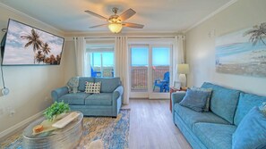 Apartment (1 Bedroom) | Interior - Sunkissed Seaside by Avantstay Walk to Beach + Boardwalk Pool + Tennis + Basketball Access (Port Aransas)