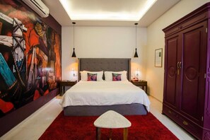 1 bedroom, iron/ironing board, WiFi, bed sheets - TRES79 Hotel Boutique Orizaba - Deluxe Room, 1 King (Orizaba)